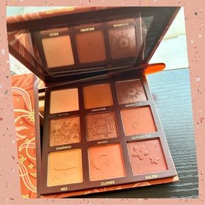 Witchy Warms Eyeshadow Palette BY HIPDOT